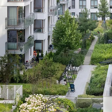 דירה Cheerful Lesmiana Garnizon Estate By Renters