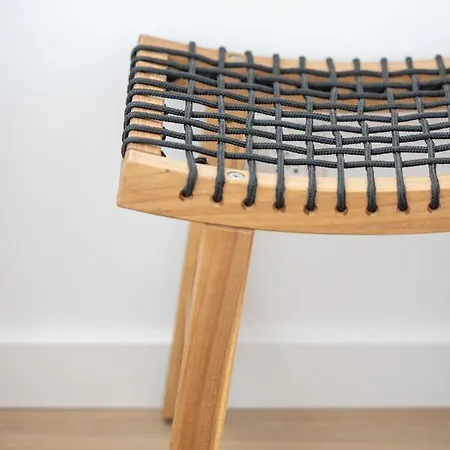 Cheerful Lesmiana Garnizon Estate By Renters