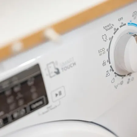 Lejlighed Cheerful Lesmiana Garnizon Estate By Renters