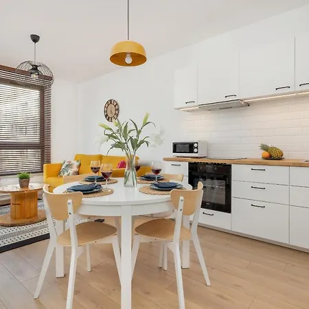 Cheerful Lesmiana Garnizon Estate By Renters *