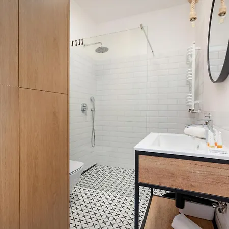 Cheerful Lesmiana Garnizon Estate By Renters *