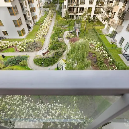 Cheerful Lesmiana Garnizon Estate By Renters Lejlighed