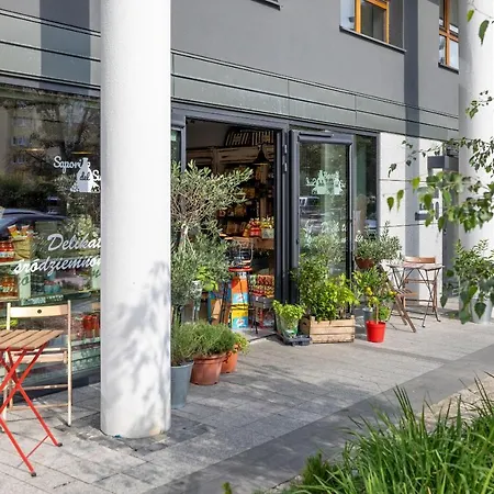 Cheerful Lesmiana Garnizon Estate By Renters