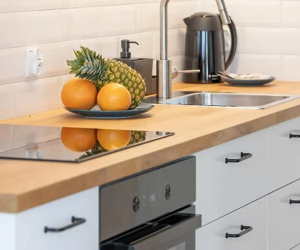 Cheerful Lesmiana Garnizon Estate By Renters Appartement