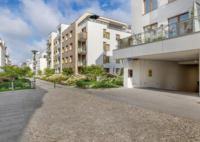 Appartement Cheerful Lesmiana Garnizon Estate By Renters *