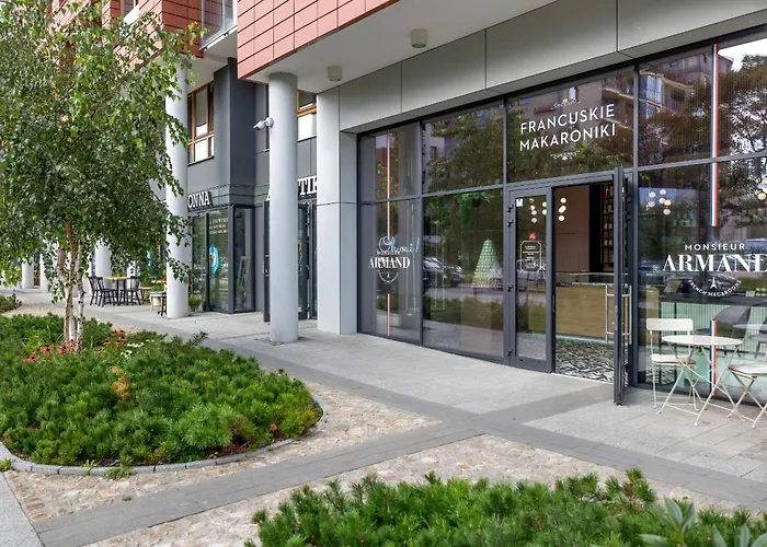 Cheerful Lesmiana Garnizon Estate By Renters *